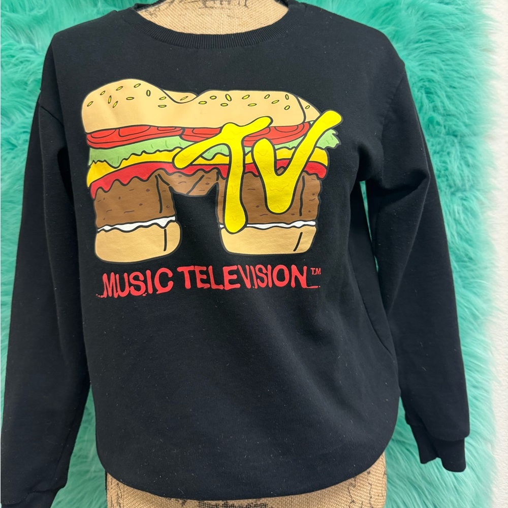 MTV H&M crew sweatshirt